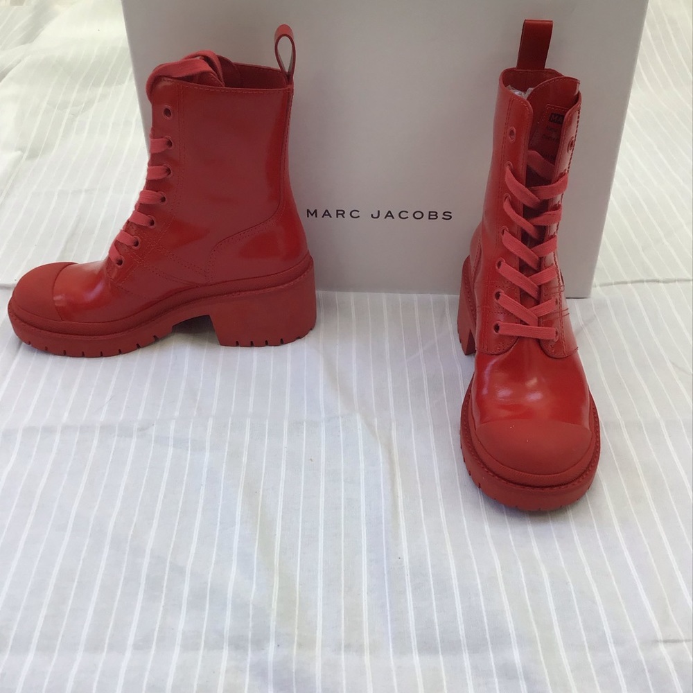 ‼️HOST PICK‼️MARC JACOBS VINYL COMBAT STYLE BOOTIE - Picture 1 of 8